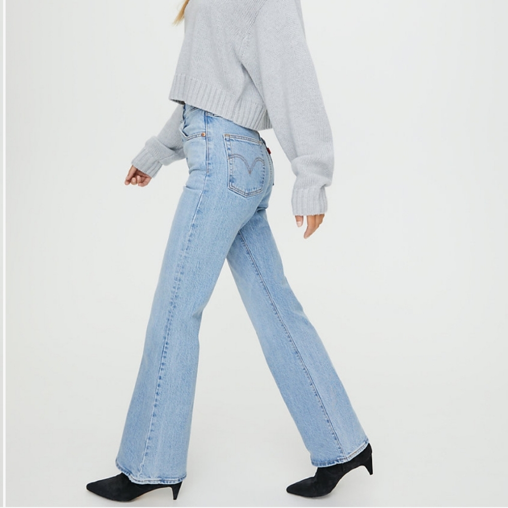 Levi's Ribcage Flare Bootcut  Jeans - Picture 8 of 13